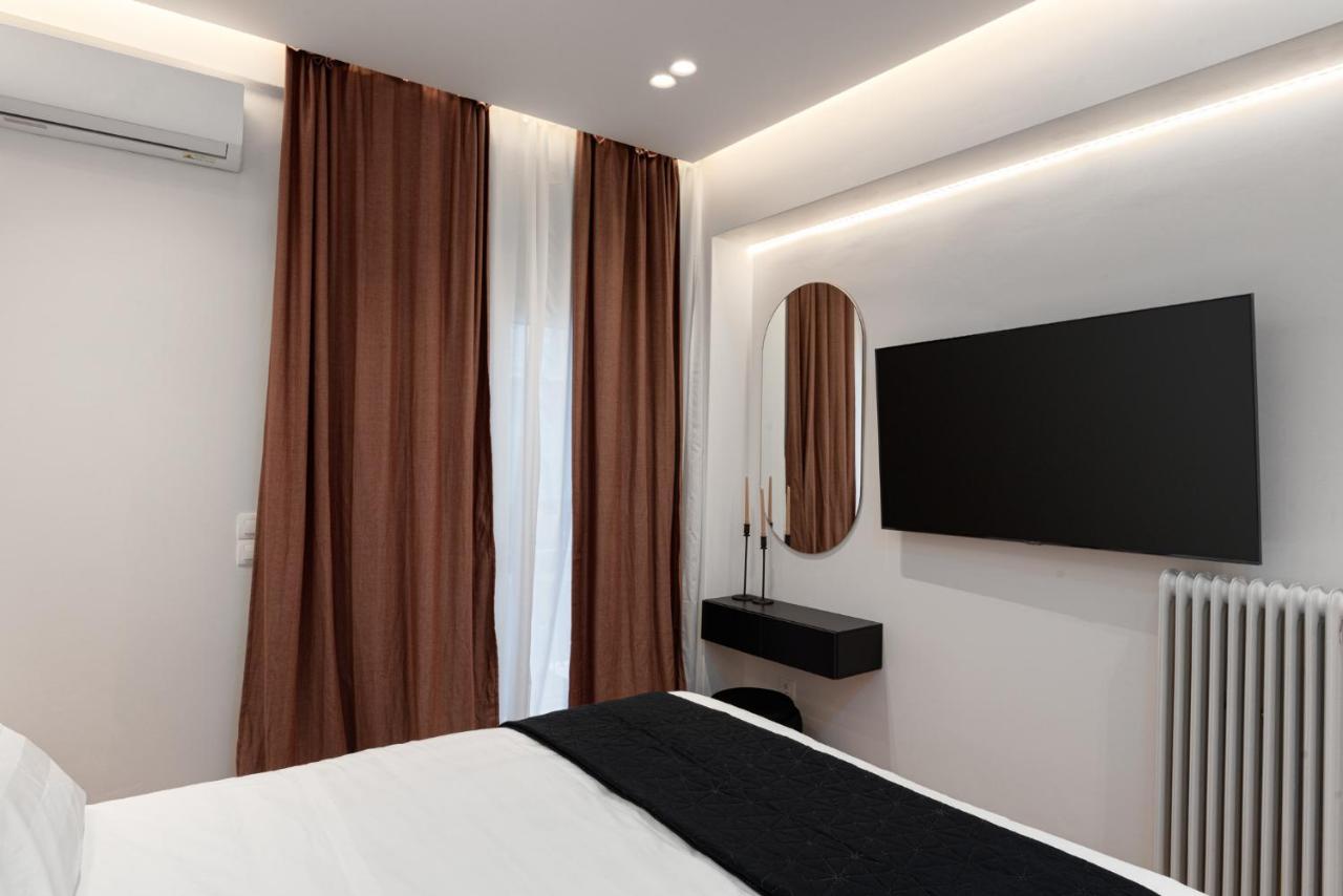Acropolis White Key Apartment *